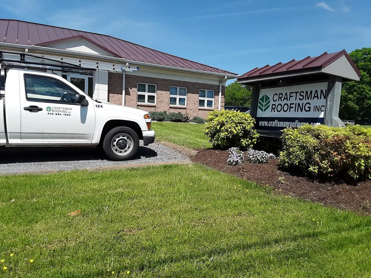 Quality Roof Replacement by experienced craftsmen in Carpentersville